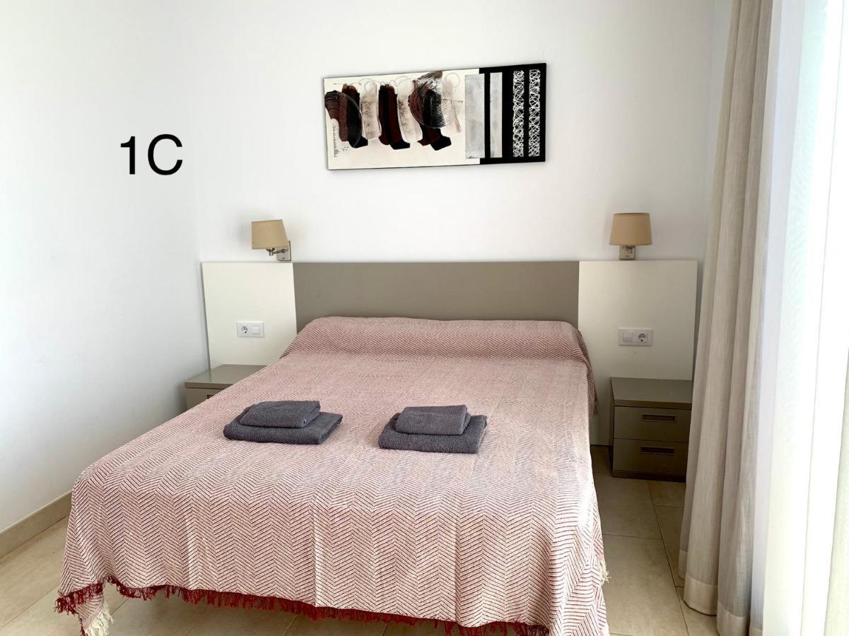 Edifici Violetta Lägenhet Empuriabrava Exteriör bild
