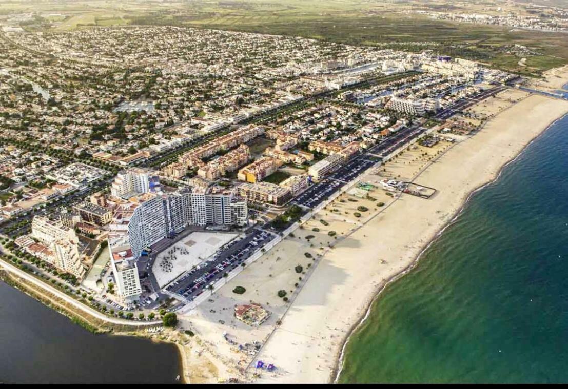 Edifici Violetta Lägenhet Empuriabrava Exteriör bild