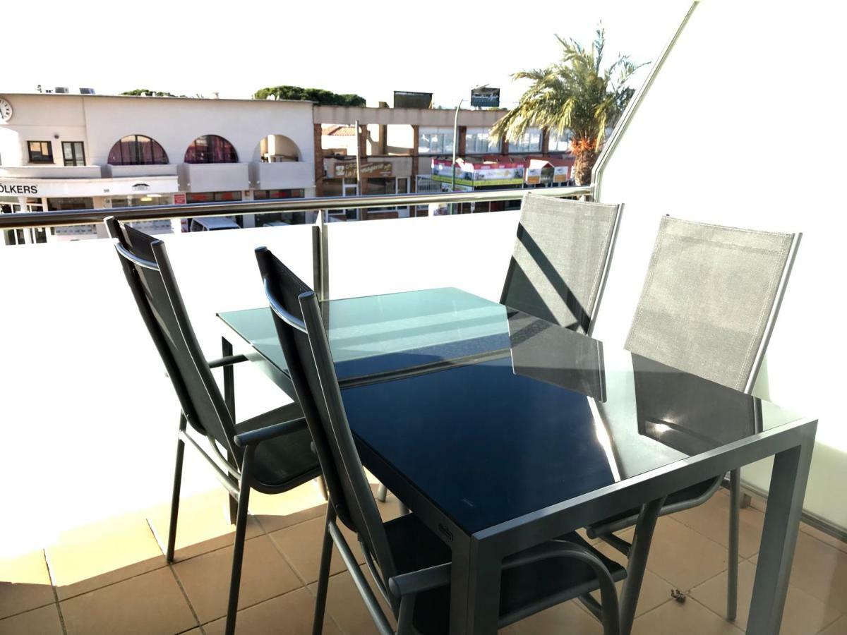 Edifici Violetta Lägenhet Empuriabrava Exteriör bild